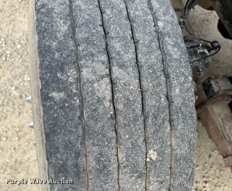 image for item EM2495 2003 Sterling L7500 Series dump truck