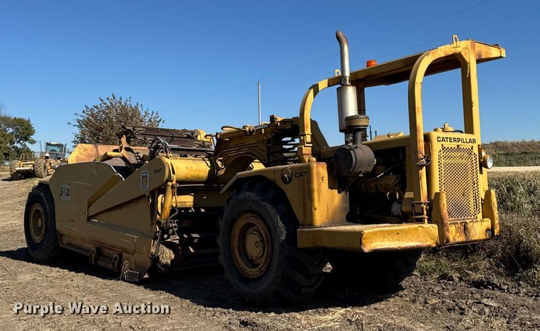 image for item EM2496 Caterpillar 613 elevating scraper