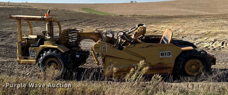 image for item EM2496 Caterpillar 613 elevating scraper