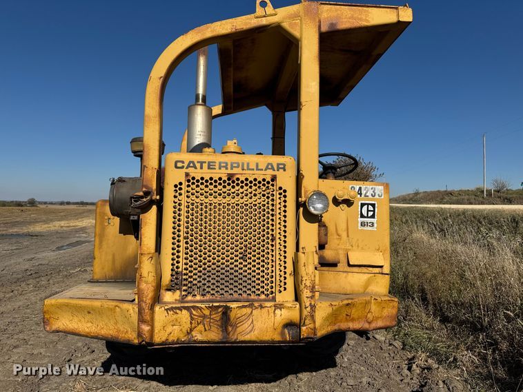 image for item EM2496 Caterpillar 613 elevating scraper