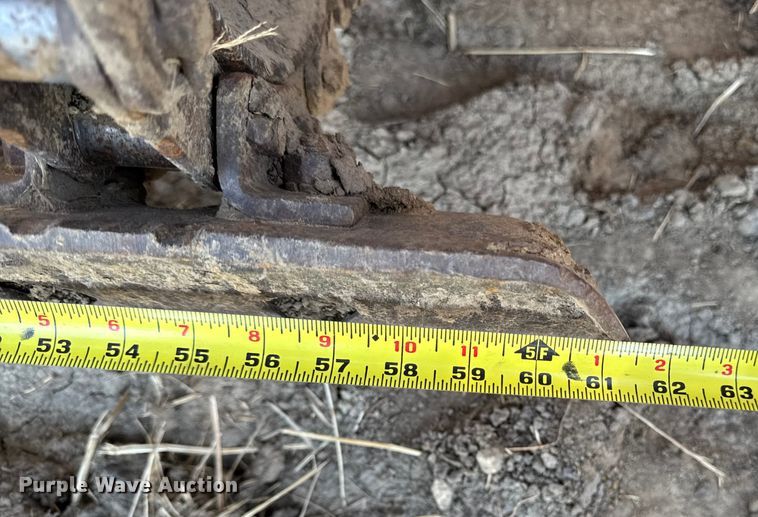 image for item EM2496 Caterpillar 613 elevating scraper