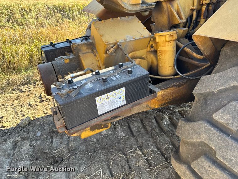 image for item EM2496 Caterpillar 613 elevating scraper