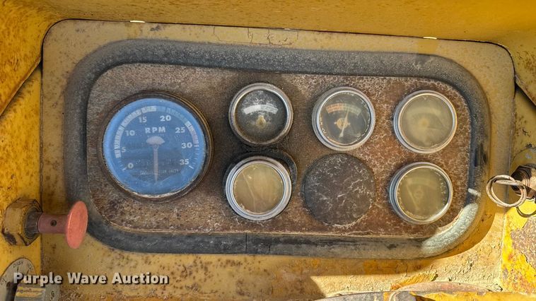 image for item EM2496 Caterpillar 613 elevating scraper