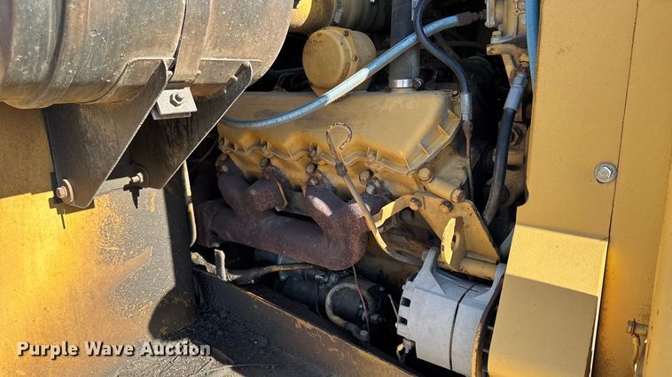 image for item EM2496 Caterpillar 613 elevating scraper