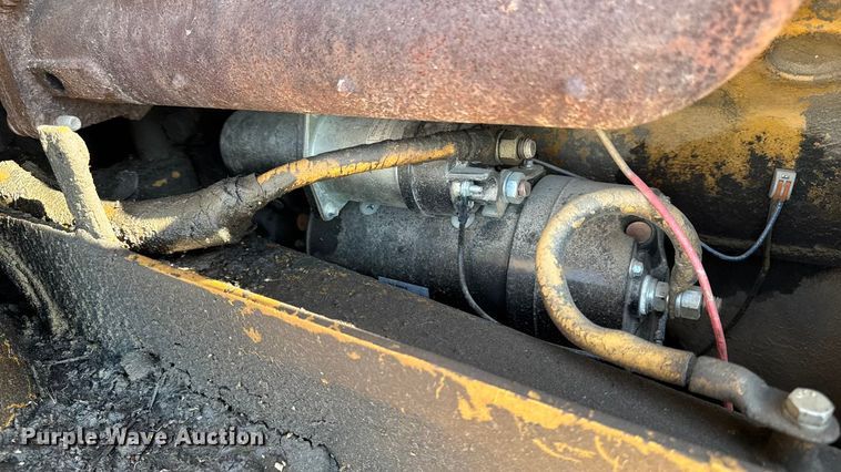 image for item EM2496 Caterpillar 613 elevating scraper