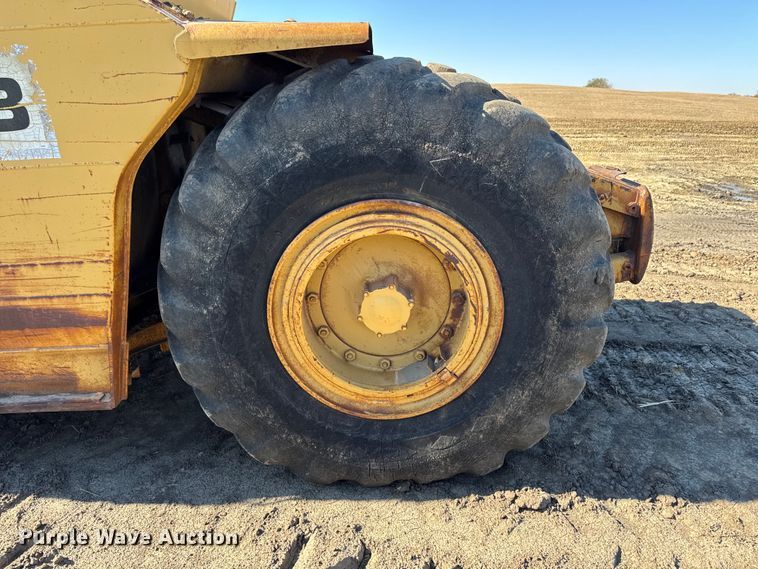 image for item EM2496 Caterpillar 613 elevating scraper