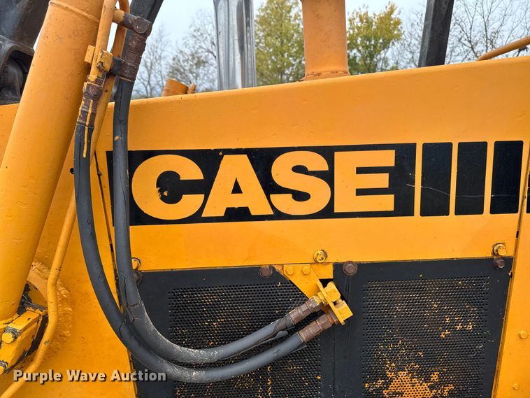 image for item EM2497 1981 Case 850B dozer
