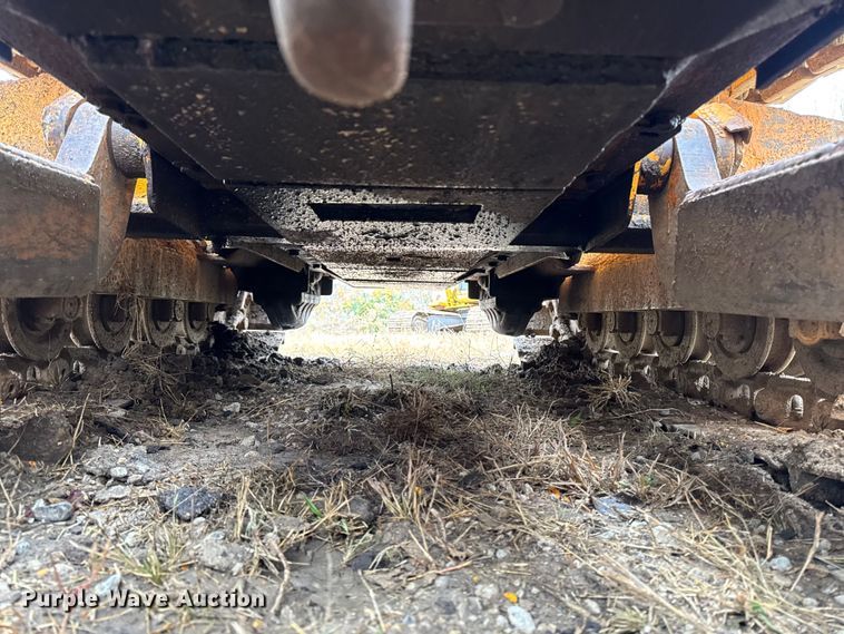 image for item EM2497 1981 Case 850B dozer