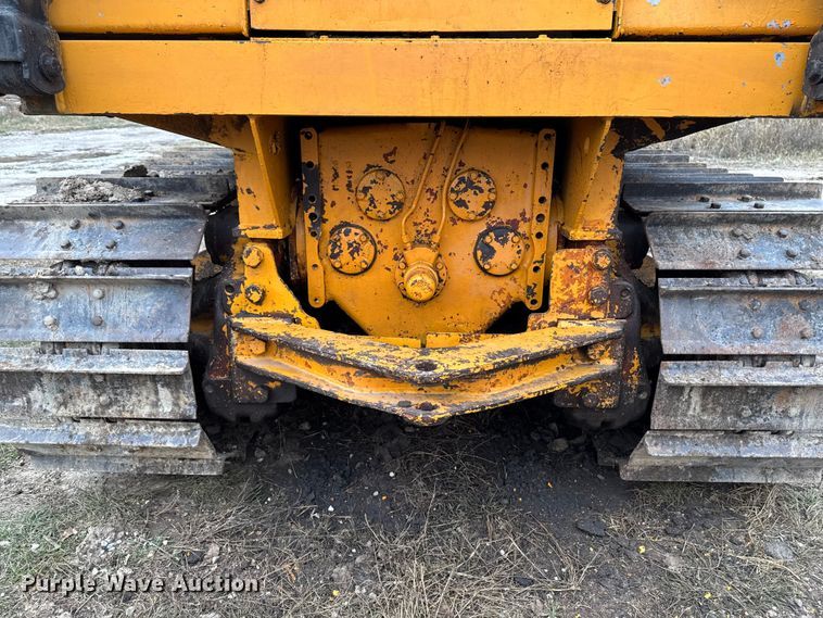 image for item EM2497 1981 Case 850B dozer