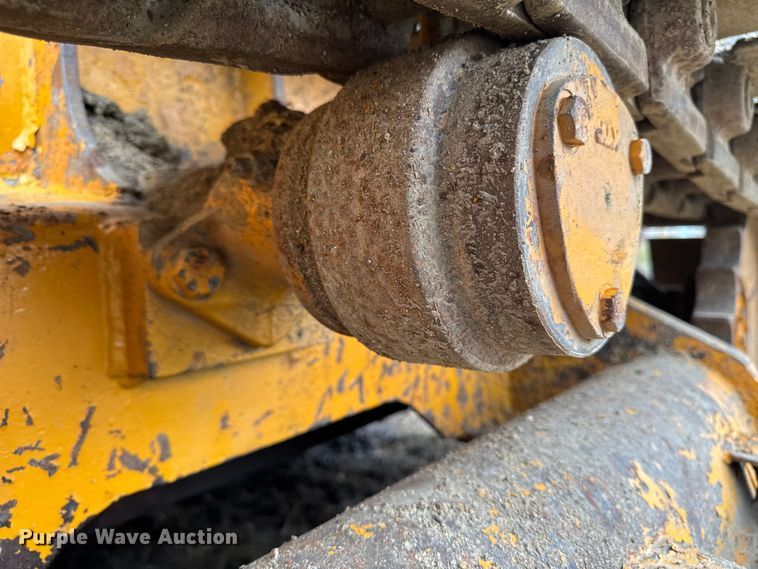 image for item EM2497 1981 Case 850B dozer
