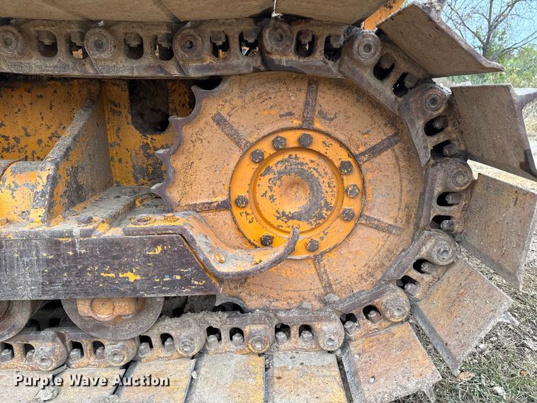 image for item EM2497 1981 Case 850B dozer