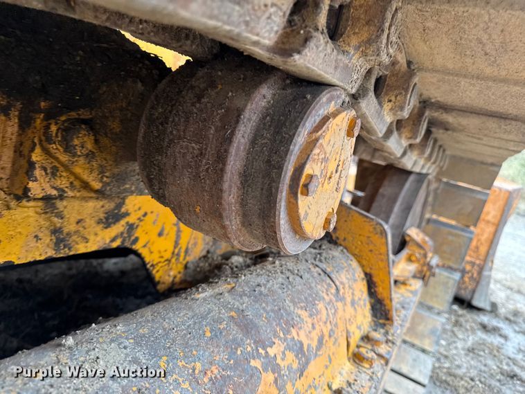 image for item EM2497 1981 Case 850B dozer