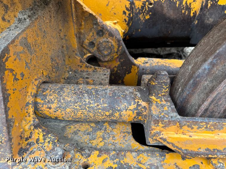 image for item EM2497 1981 Case 850B dozer