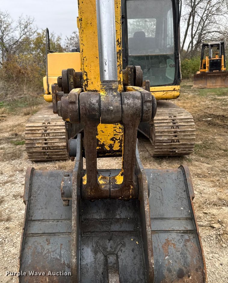 image for item EM2498 1998 Komatsu PC120-6 excavator