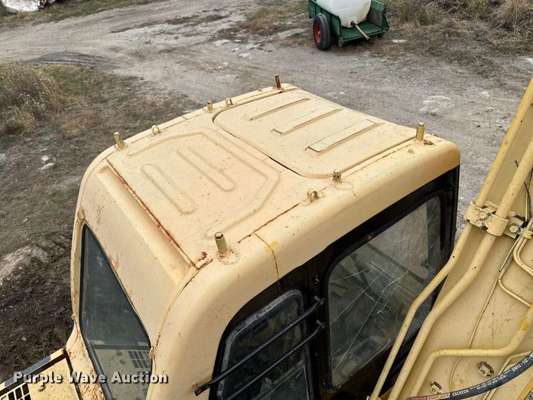 image for item EM2498 1998 Komatsu PC120-6 excavator