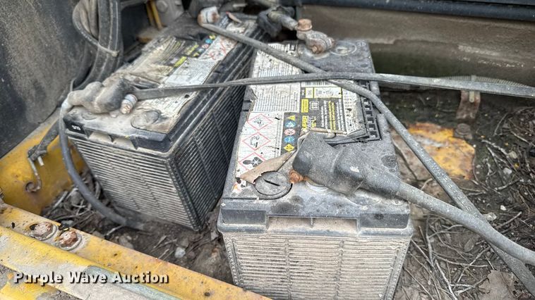 image for item EM2498 1998 Komatsu PC120-6 excavator