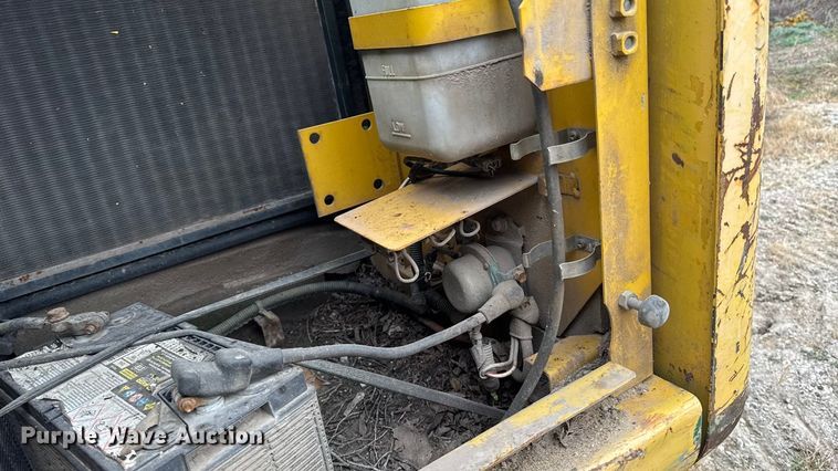 image for item EM2498 1998 Komatsu PC120-6 excavator