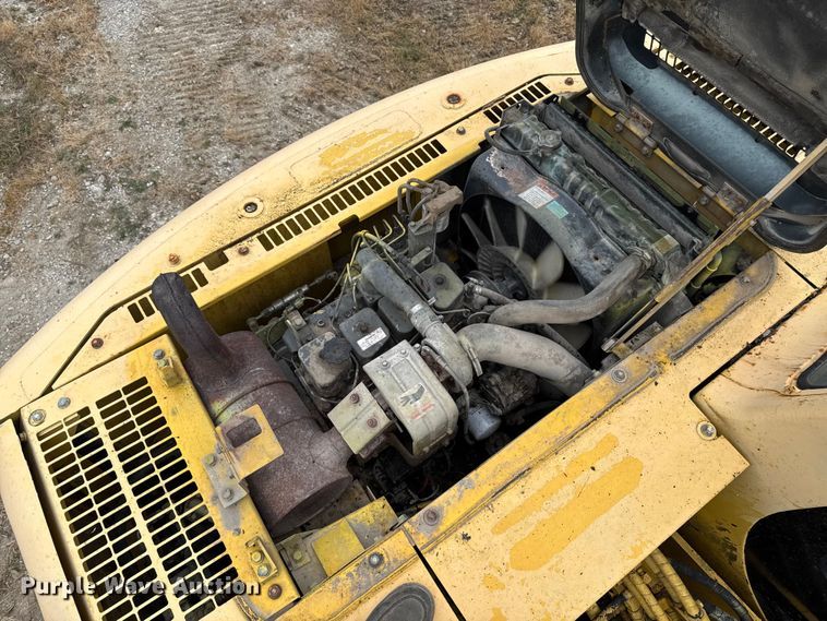 image for item EM2498 1998 Komatsu PC120-6 excavator