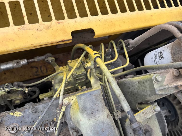 image for item EM2498 1998 Komatsu PC120-6 excavator