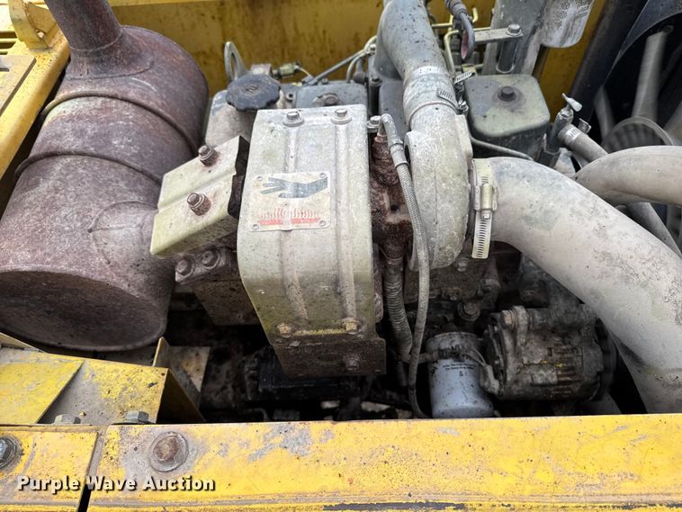 image for item EM2498 1998 Komatsu PC120-6 excavator