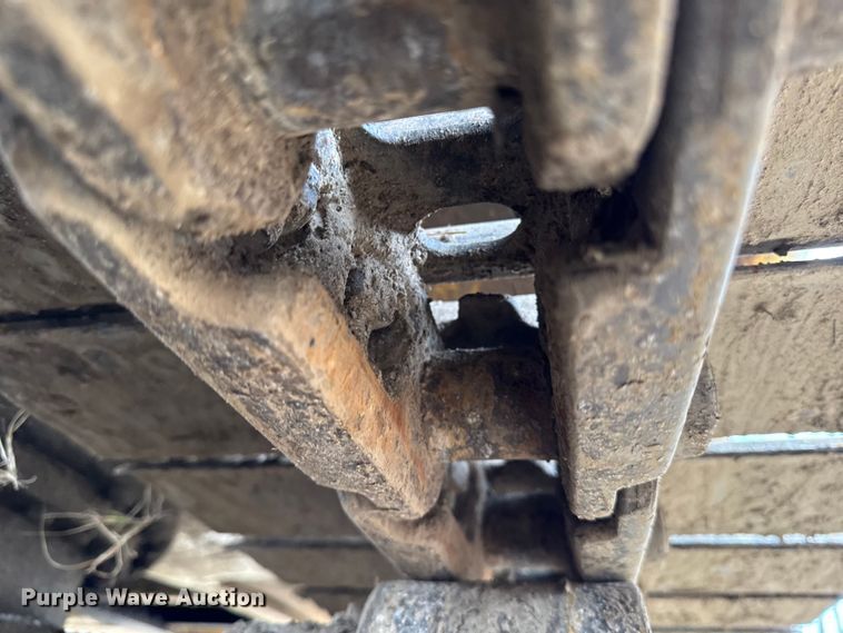 image for item EM2498 1998 Komatsu PC120-6 excavator