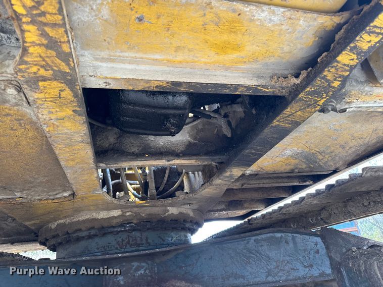 image for item EM2498 1998 Komatsu PC120-6 excavator