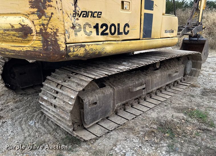 image for item EM2498 1998 Komatsu PC120-6 excavator