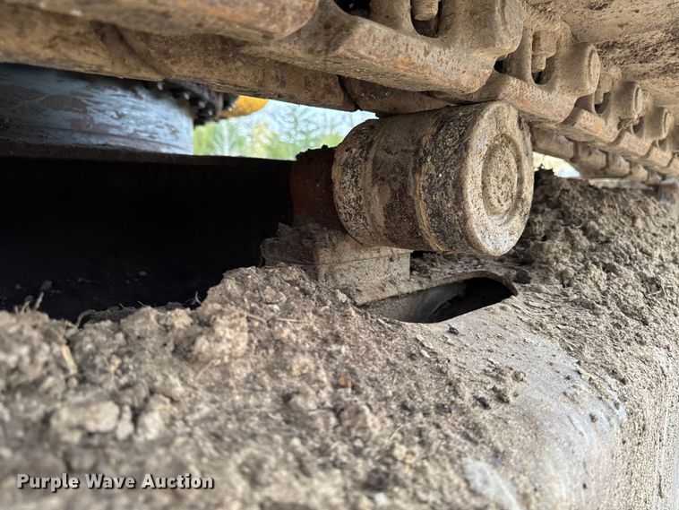 image for item EM2498 1998 Komatsu PC120-6 excavator