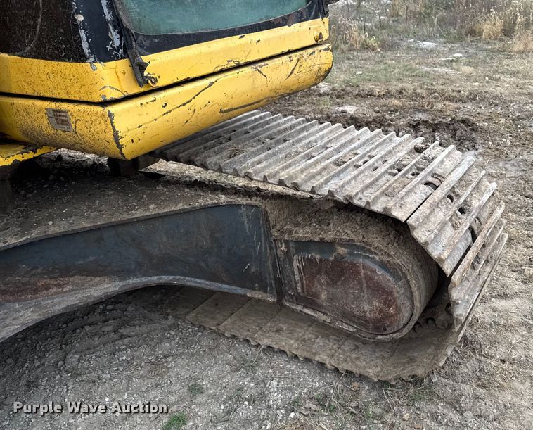 image for item EM2498 1998 Komatsu PC120-6 excavator