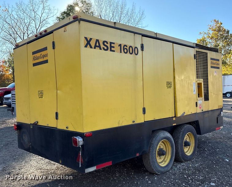 image for item EM6142 2006 Atlas Copo XASE1600CD air compressor