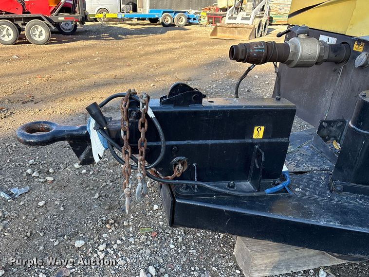 image for item EM6142 2006 Atlas Copo XASE1600CD air compressor