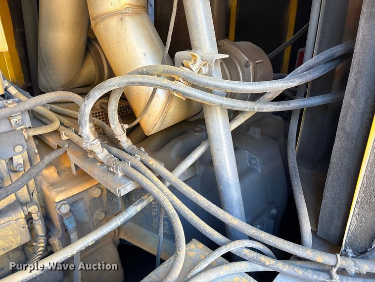 image for item EM6142 2006 Atlas Copo XASE1600CD air compressor