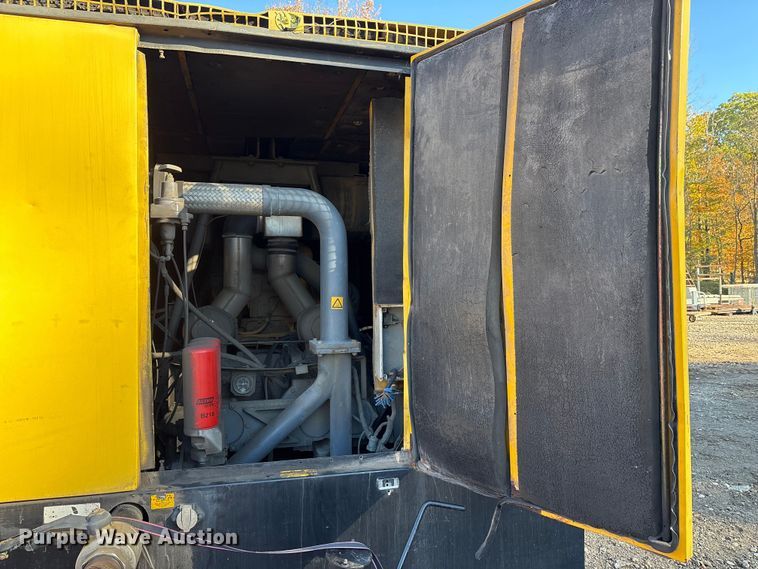 image for item EM6142 2006 Atlas Copo XASE1600CD air compressor