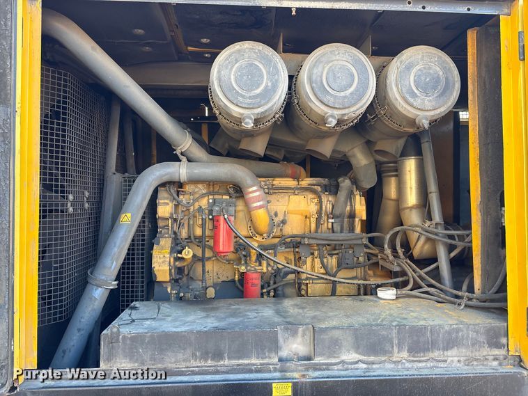 image for item EM6142 2006 Atlas Copo XASE1600CD air compressor