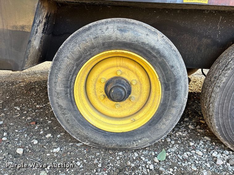 image for item EM6142 2006 Atlas Copo XASE1600CD air compressor