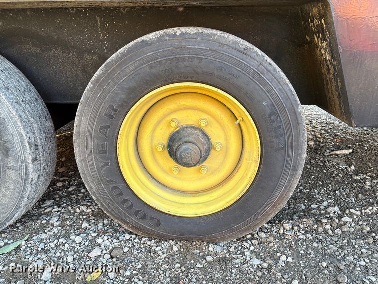 image for item EM6142 2006 Atlas Copo XASE1600CD air compressor