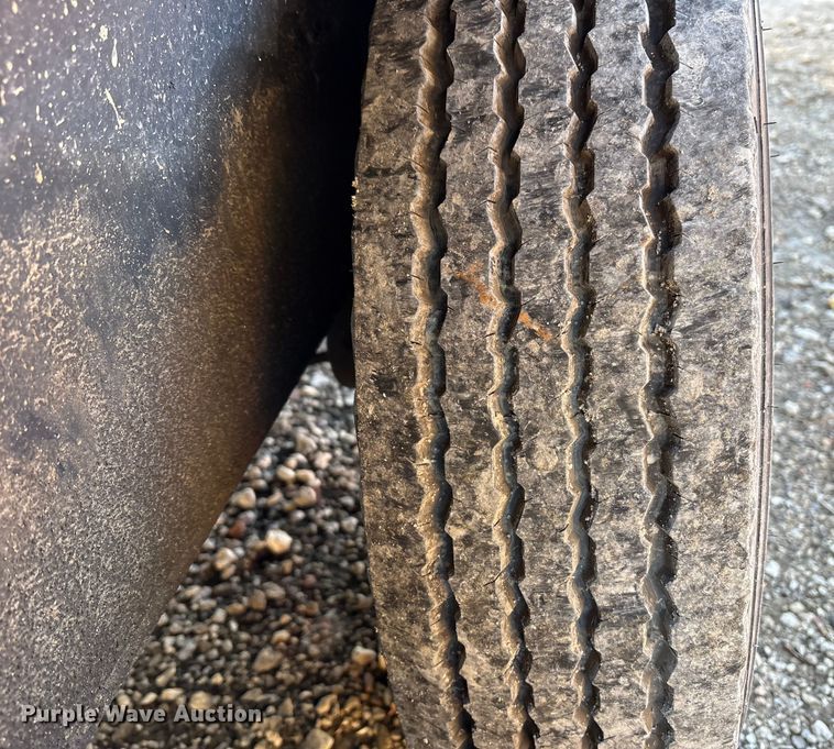 image for item EM6142 2006 Atlas Copo XASE1600CD air compressor