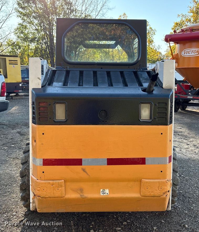 image for item EM6143 1997 Bobcat 753 skid steer loader