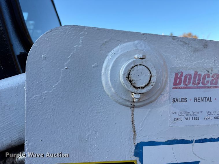 image for item EM6143 1997 Bobcat 753 skid steer loader