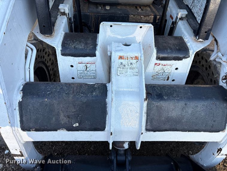 image for item EM6143 1997 Bobcat 753 skid steer loader