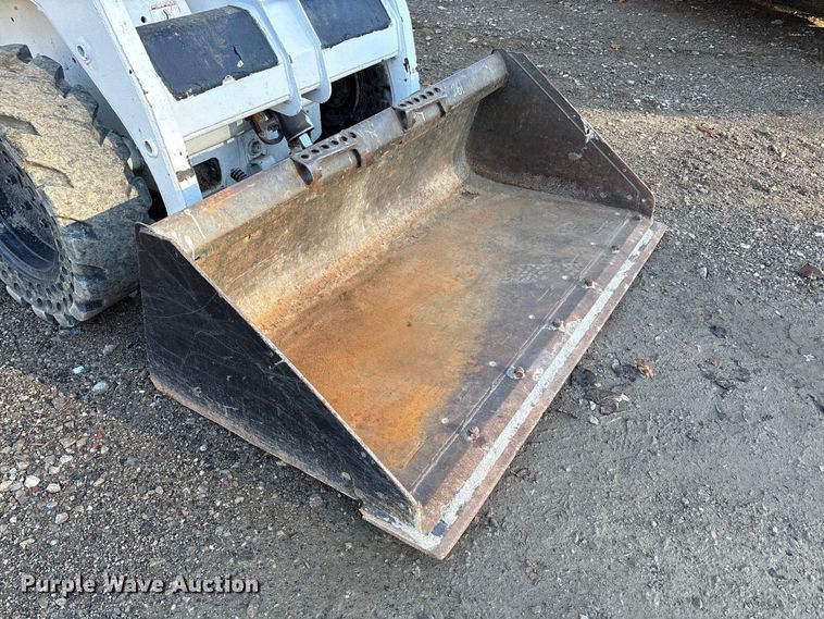 image for item EM6143 1997 Bobcat 753 skid steer loader