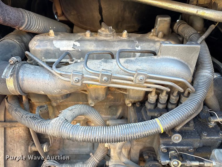 image for item EM6143 1997 Bobcat 753 skid steer loader