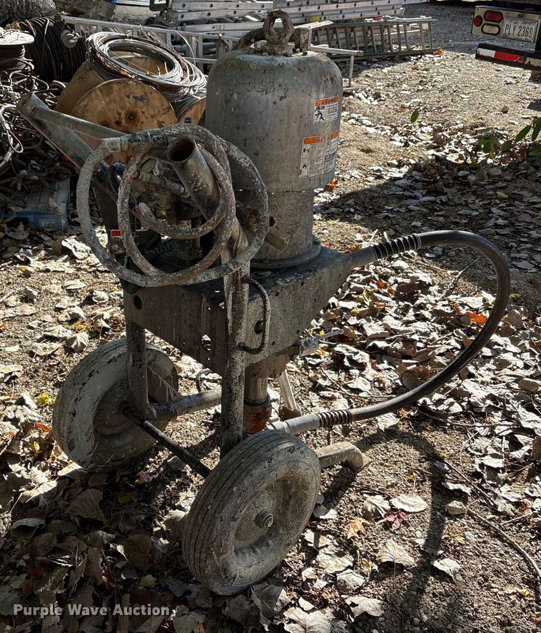 image for item EM6146 Graco paint sprayer