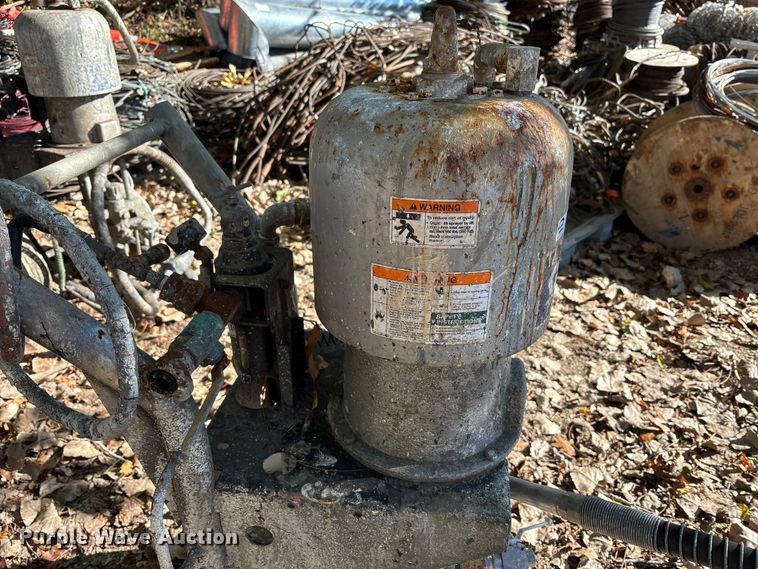 image for item EM6146 Graco paint sprayer