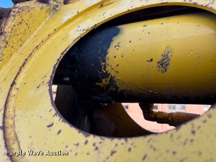 image for item EM6147 Gradall G3W wheeled excavator