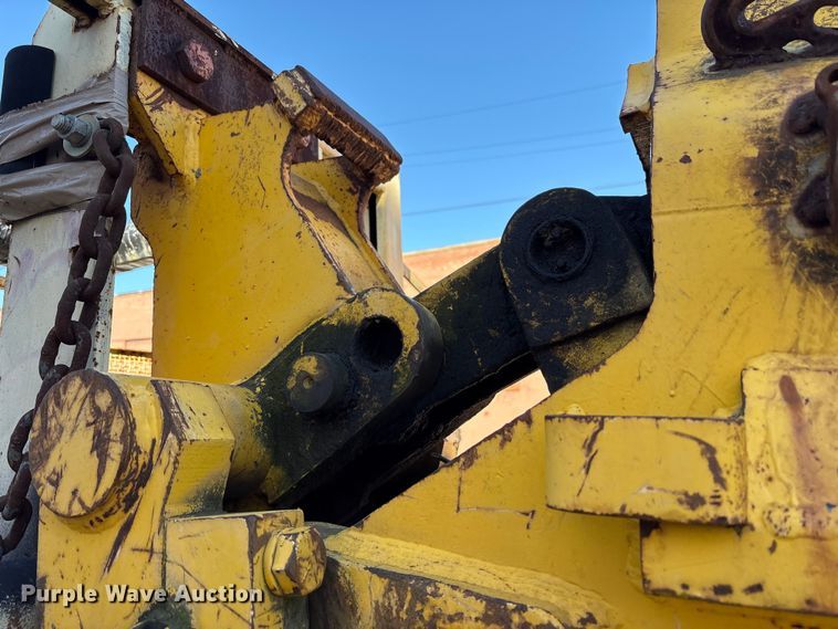 image for item EM6147 Gradall G3W wheeled excavator