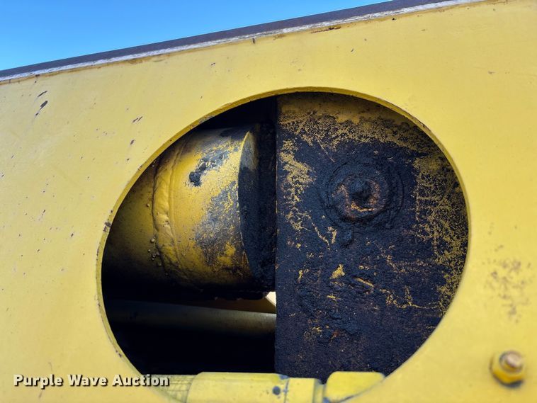 image for item EM6147 Gradall G3W wheeled excavator