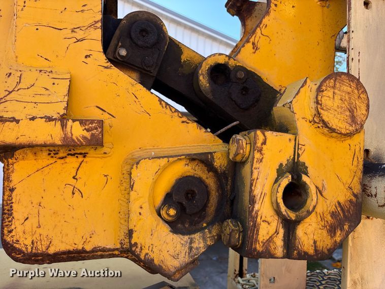 image for item EM6147 Gradall G3W wheeled excavator