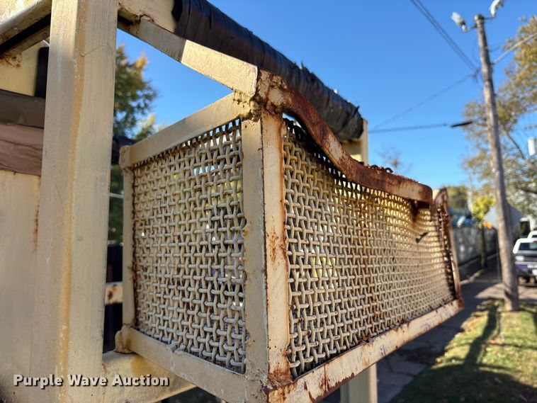 image for item EM6147 Gradall G3W wheeled excavator