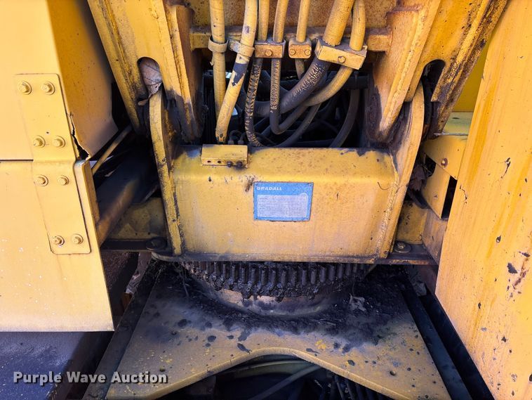 image for item EM6147 Gradall G3W wheeled excavator